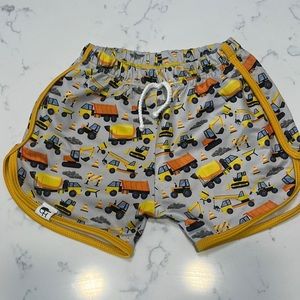 George Hats track swim shorts construction vehicles , size 3/4T